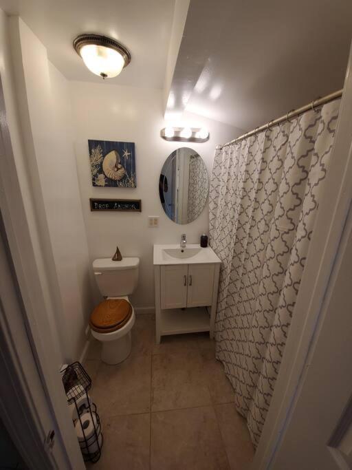 Beachy Bay Breeze Bungalow 2Br With Parking And Close To Many Amenities. เวสต์เฮเวน ภายนอก รูปภาพ